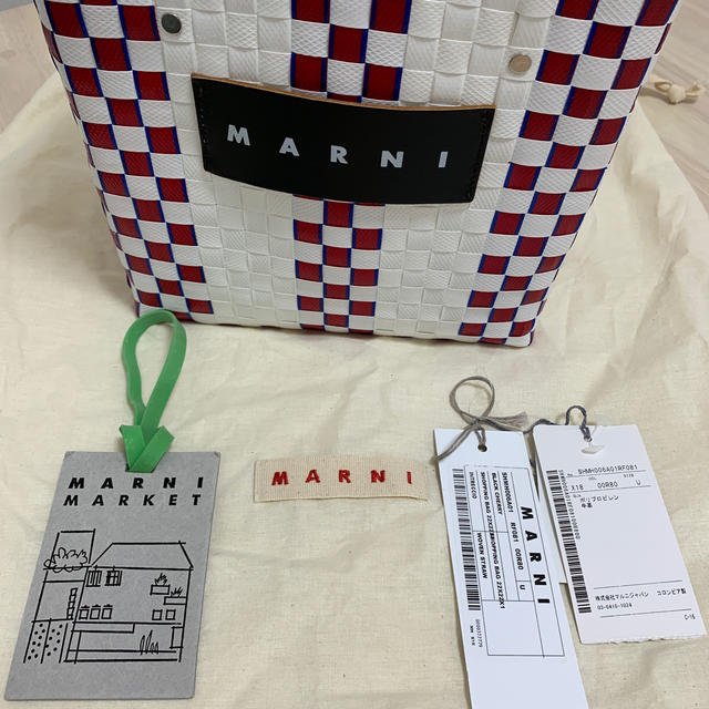 Marni(マルニ)のMARNI バッグ ミニ レディースのバッグ(かごバッグ/ストローバッグ)の商品写真