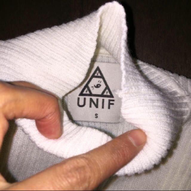 UNIF(ユニフ)のUNIF カットソー  レディースのトップス(ニット/セーター)の商品写真