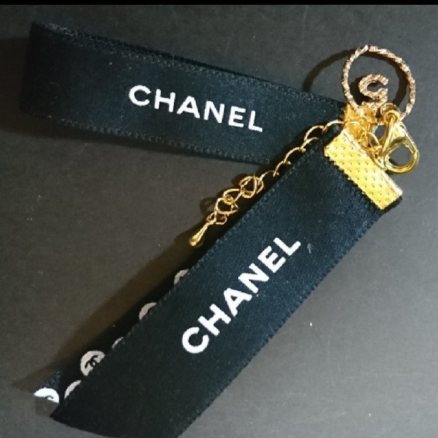 CHANEL - CHANEL正規リボンリメイクチャームの通販 by なし｜シャネルならラクマ