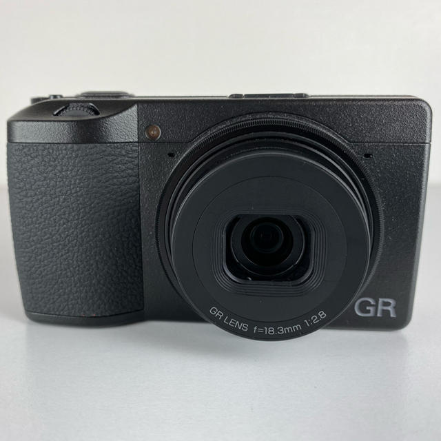 RICOH(リコー)のGR iii リコー ソフトケース付き メーカー保証あり GR3 スマホ/家電/カメラのカメラ(コンパクトデジタルカメラ)の商品写真