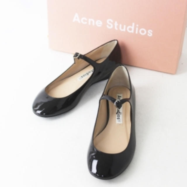 repetto(レペット)のAcne Studios アクネストゥディオズ Jane パテント バレエ レディースの靴/シューズ(バレエシューズ)の商品写真