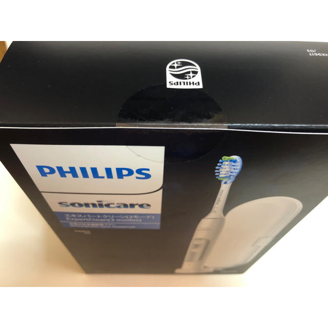 PHILIPS(フィリップス)のPHILIPS電動ハブラシ HX9617/03 シルバー スマホ/家電/カメラの美容/健康(電動歯ブラシ)の商品写真