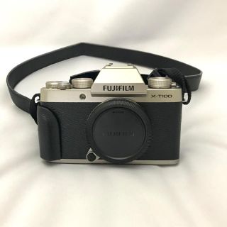 フジフイルム(富士フイルム)のX-T100 ダブルズームレンズキット シャンパンゴールド(ミラーレス一眼)