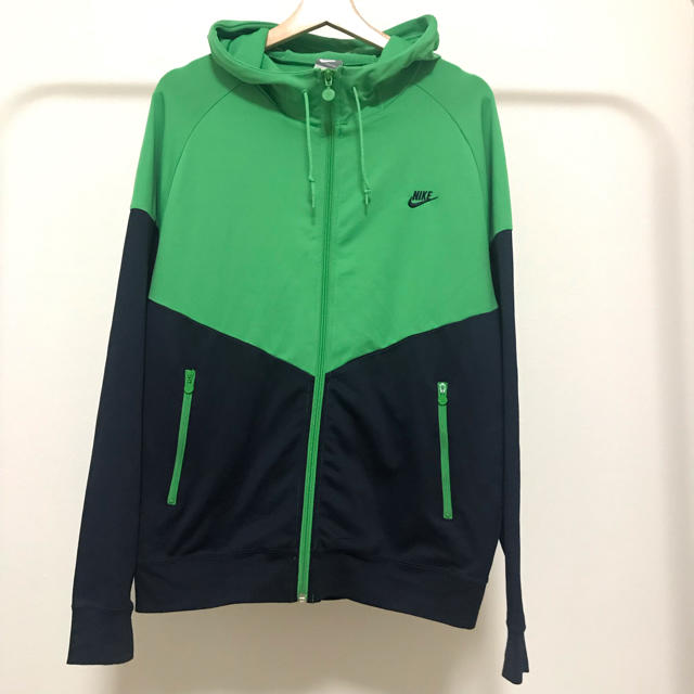 NIKE(ナイキ)のなみへい様専用☆NIKE☆ナイキ☆切替パーカー☆ジャージ☆ストリート☆XL☆ メンズのトップス(パーカー)の商品写真