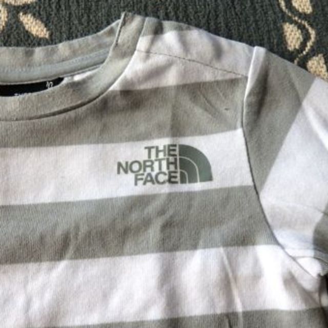 THE NORTH FACE(ザノースフェイス)のノースフェイス ボーダーロンT 90サイズ キッズ/ベビー/マタニティのキッズ服女の子用(90cm~)(Tシャツ/カットソー)の商品写真