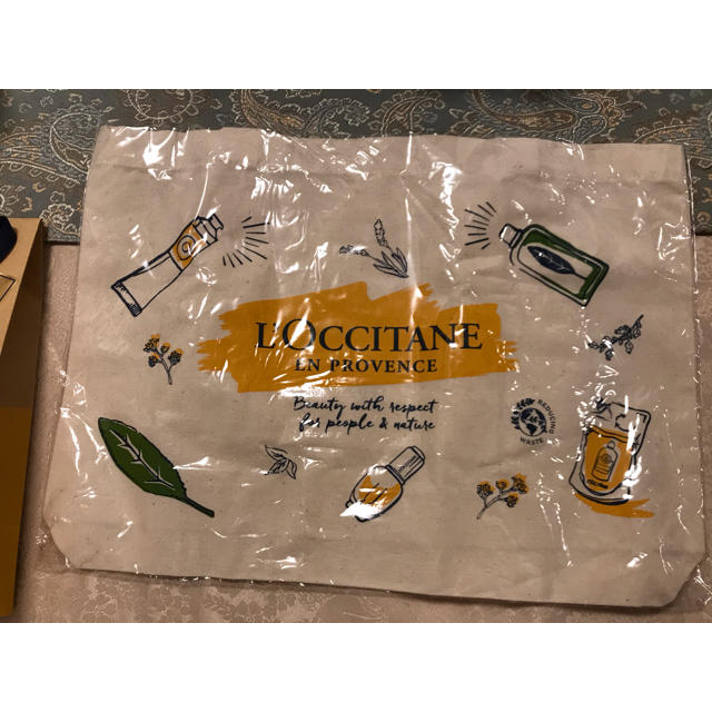 L'OCCITANE(ロクシタン)の今だけお値下げ‼️ロクシタンエコバック未開封 レディースのバッグ(エコバッグ)の商品写真