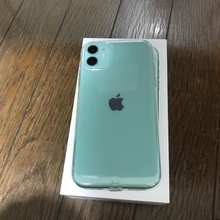 アイフォーン(iPhone)の【専用】 iPhone11 128GB 本体 simフリー グリーン(スマートフォン本体)