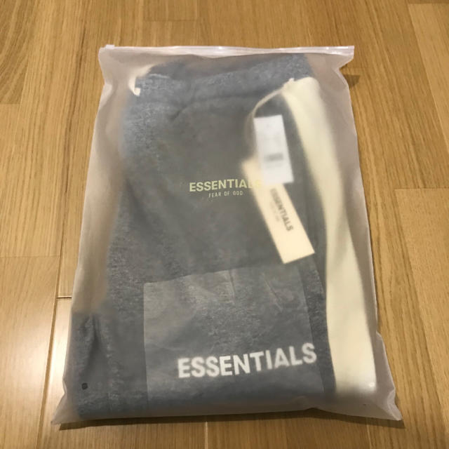 最安値通販 FEAR FOG Essentials スウェットパンツ グレーの通販 by ☆'s shop|フィアオブゴッドならラクマ OF GOD - Sサイズ 人気SALESALE