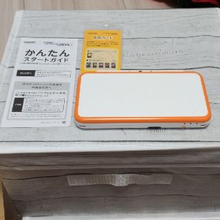 ニンテンドー2DS(ニンテンドー2DS)のNewニンテンドー2DS LL　ホワイト×オレンジ(携帯用ゲーム機本体)