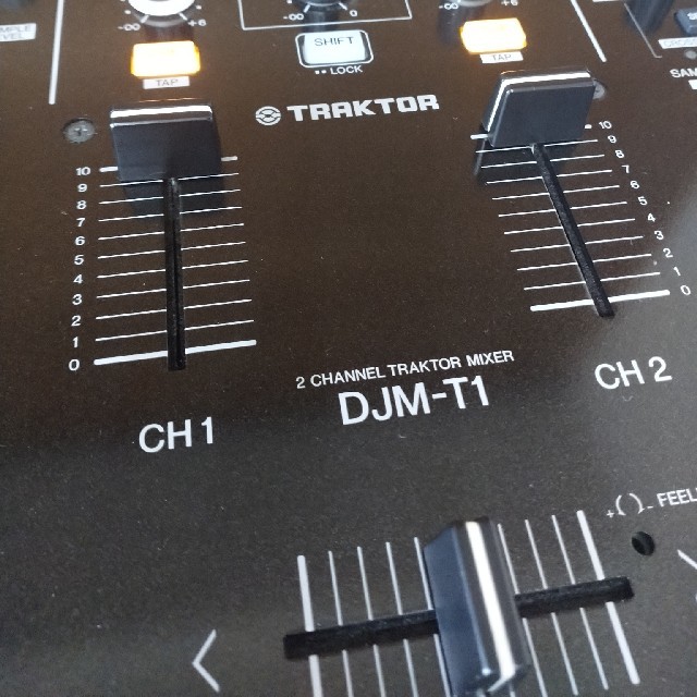 Pioneer(パイオニア)のMichiyoshit様専用【Pioneer DJ】DJM T1美品 楽器のDJ機器(DJミキサー)の商品写真