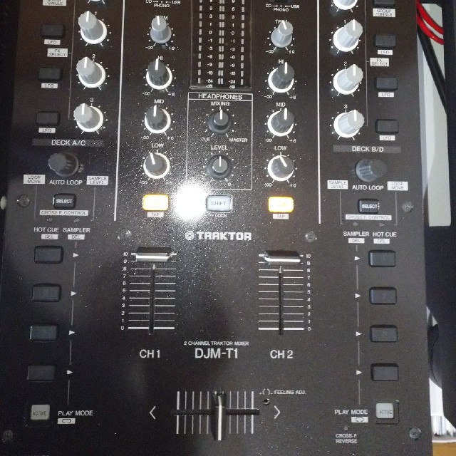 Pioneer(パイオニア)のMichiyoshit様専用【Pioneer DJ】DJM T1美品 楽器のDJ機器(DJミキサー)の商品写真