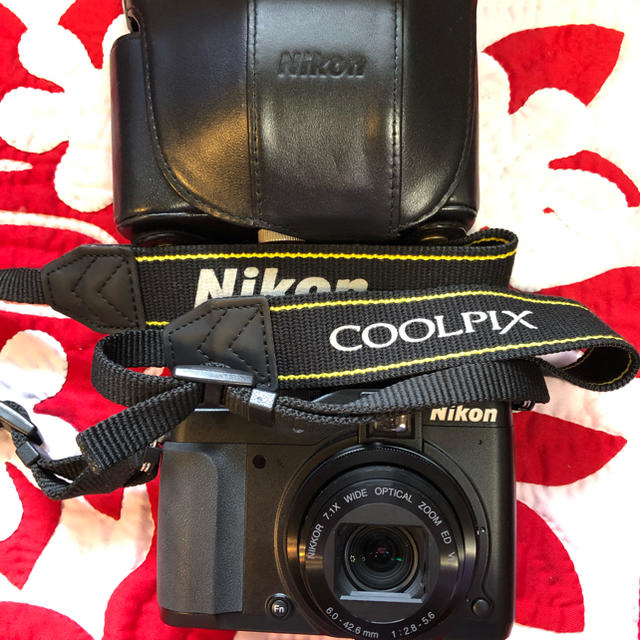 ニコン クールピクス P7000  Nikonコンパクトデジタルカメラ