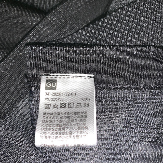 GU(ジーユー)のGU SPORTS 黒 半袖 メンズTシャツ XL 未着用 メンズのトップス(Tシャツ/カットソー(半袖/袖なし))の商品写真