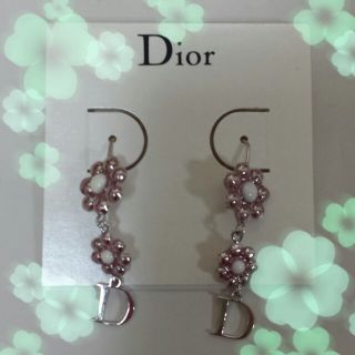 クリスチャンディオール(Christian Dior)のDiorお花ﾋﾟｱｽ(ピアス)