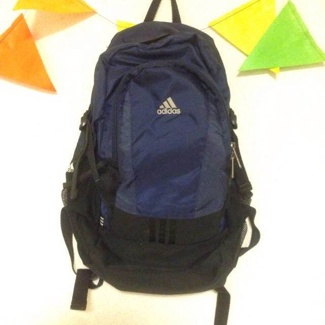 adidas(アディダス)のアディダス リュック レディースのバッグ(リュック/バックパック)の商品写真