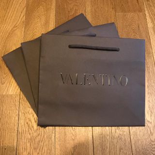 ヴァレンティノ(VALENTINO)のVALENTINO ショップバッグ(ショップ袋)