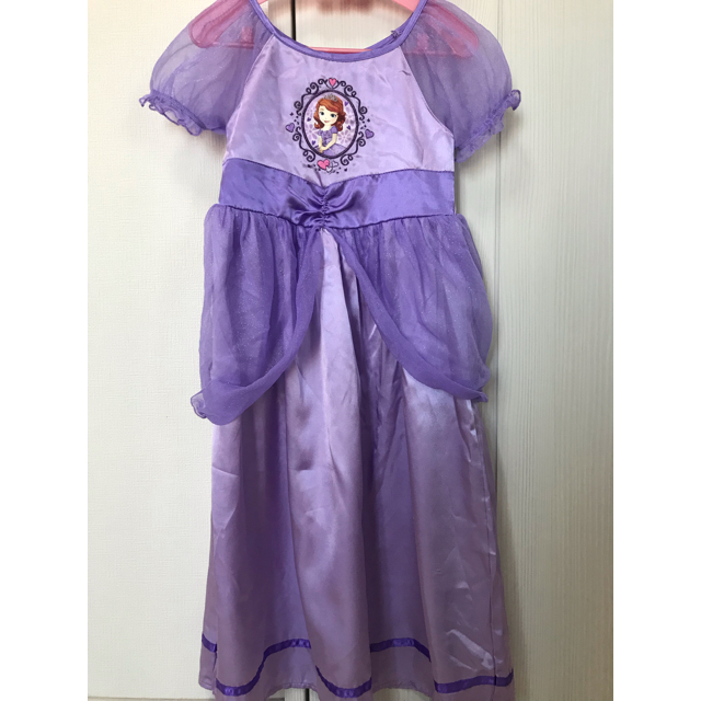 Disney(ディズニー)の¥980❣️プリンセスソフィアドレス👗110 キッズ/ベビー/マタニティのキッズ服女の子用(90cm~)(ドレス/フォーマル)の商品写真