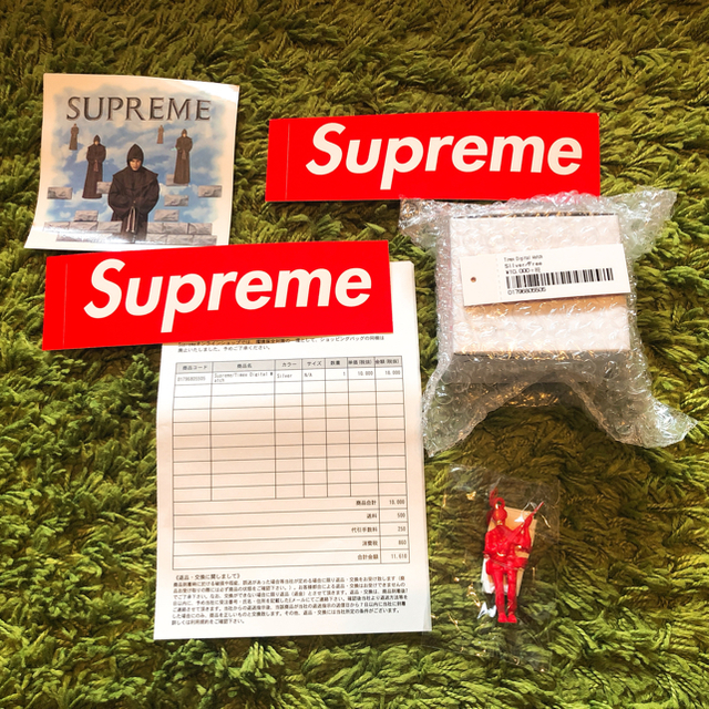 Supreme timex digital watch 時計