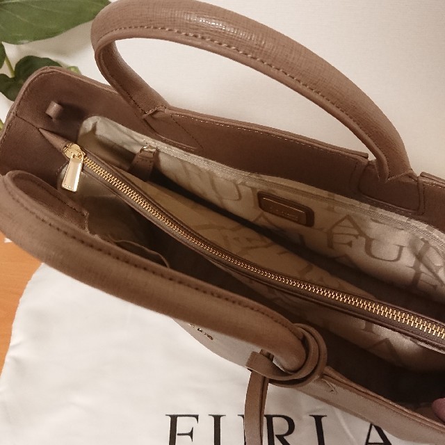 Furla(フルラ)の【美品】フルラ カミラ 2wayレザーバッグ 秋冬 マイケルコース プラダ レディースのバッグ(トートバッグ)の商品写真