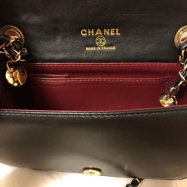 CHANELのチェーンバッグ