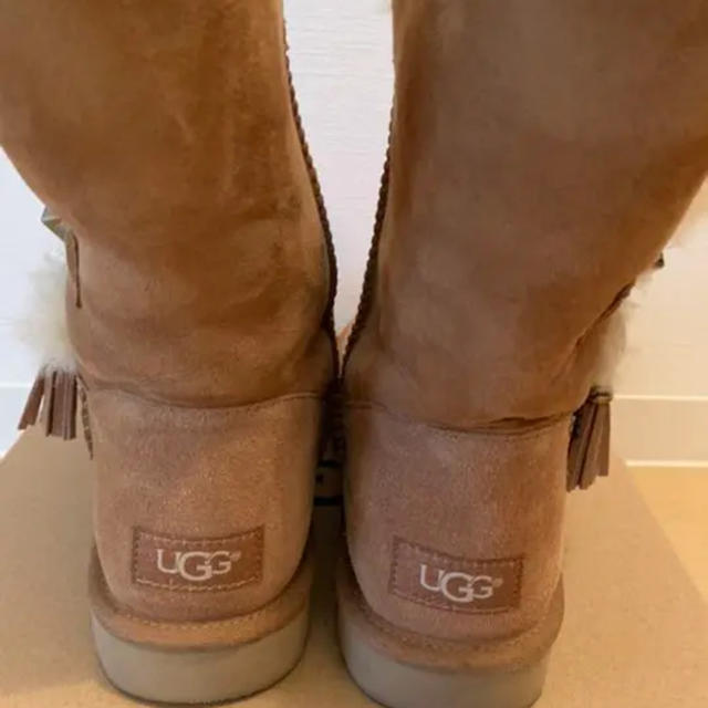 UGG(アグ)の【専用ページになります】UGG ブーツ サイズ8 レディースの靴/シューズ(ブーツ)の商品写真