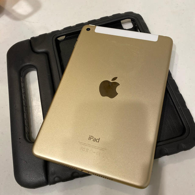 iPad(アイパッド)のねこぱんだ様iPadmini4(128GB) スマホ/家電/カメラのPC/タブレット(タブレット)の商品写真