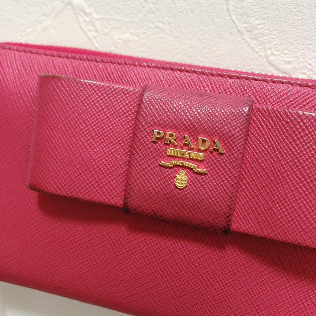 PRADA(プラダ)のPRADA♡サフィアーノ♡ピンク レディースのファッション小物(財布)の商品写真