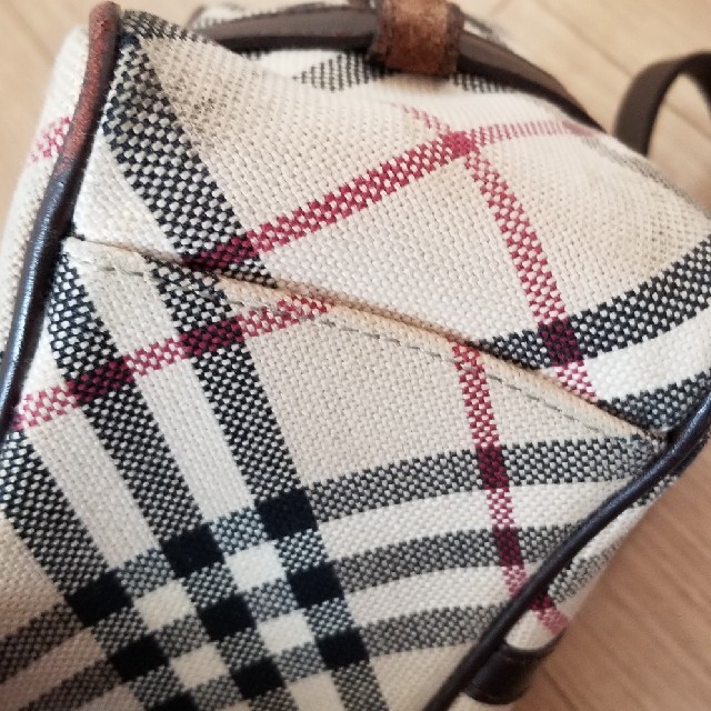 BURBERRY(バーバリー)のBURBERRY　バッグ レディースのバッグ(ハンドバッグ)の商品写真