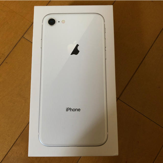 iPhone８Silver６４GB Soft Bank新品未開封