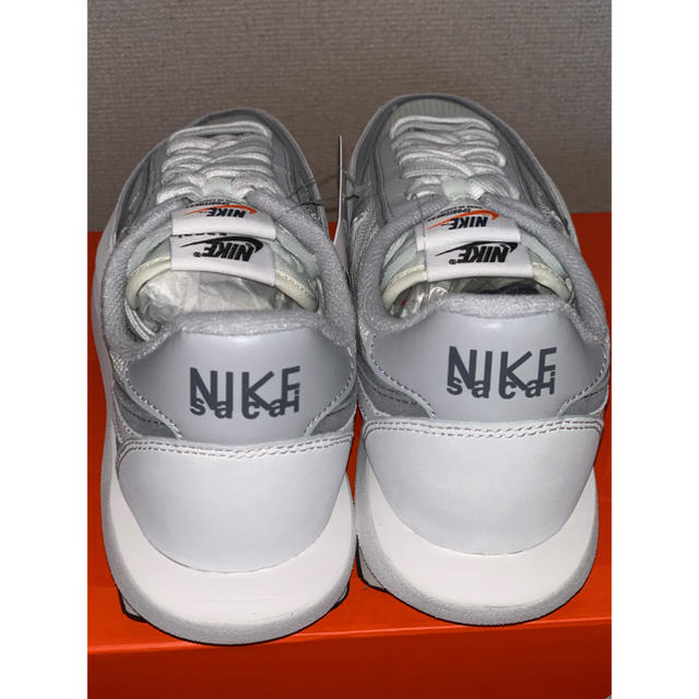 NIKE(ナイキ)のNike x sacai LD Waffle white wolfgrey 26 メンズの靴/シューズ(スニーカー)の商品写真