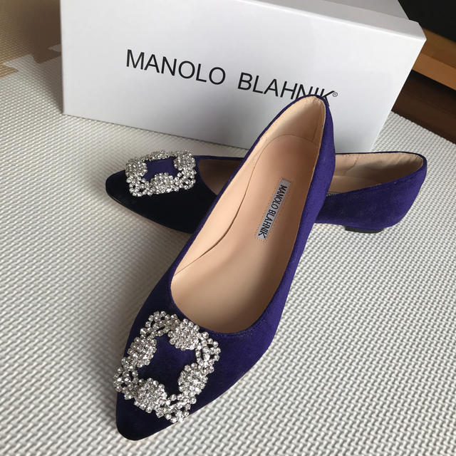 MANOLO BLAHNIK(マノロブラニク)のともちゃん様専用MANOLOBLAHNIKマノロブラニクハンギシパープル37 レディースの靴/シューズ(ハイヒール/パンプス)の商品写真