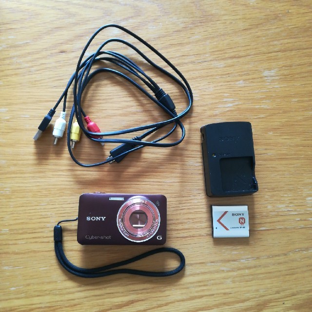 SONY(ソニー)のデジタルカメラ　SONY Cyber-shot DSC-WX5 スマホ/家電/カメラのカメラ(コンパクトデジタルカメラ)の商品写真