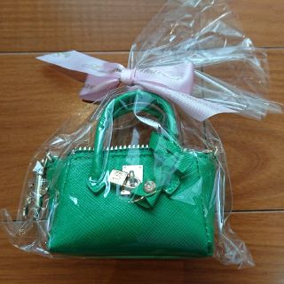 サマンサタバサ(Samantha Thavasa)のSamantha Thavasa✨ ノベルティー✨ミニバッグ👜グリーン🍀🍀(チャーム)