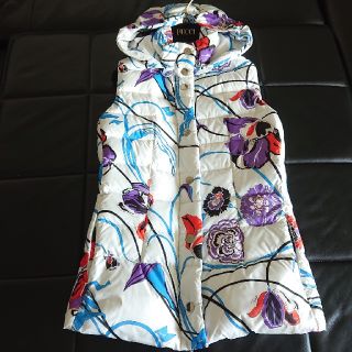 エミリオプッチ ダウンベスト(レディース)の通販 30点 | EMILIO PUCCI