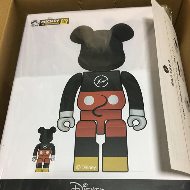 MEDICOM TOY(メディコムトイ)の即日発送　BE@RBRICK MICKEY MOUSE 100％400％ エンタメ/ホビーのフィギュア(その他)の商品写真