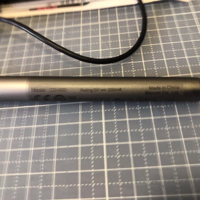 Wacom(ワコム)のワコム Bamboo Stylus fineline CS600 グレー スマホ/家電/カメラのPC/タブレット(PC周辺機器)の商品写真