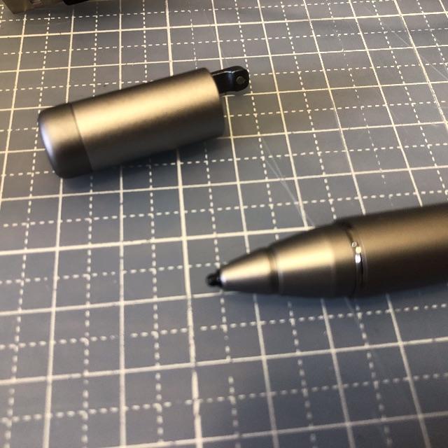 Wacom(ワコム)のワコム Bamboo Stylus fineline CS600 グレー スマホ/家電/カメラのPC/タブレット(PC周辺機器)の商品写真