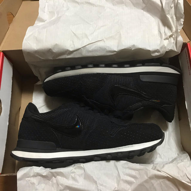 NIKE - 黒【24.5】美品 NIKE インターナショナリスト