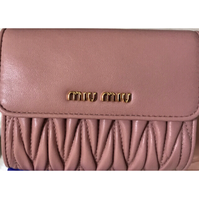 miumiu - miumiu マテラッセ 財布 ラブレターの通販 by pink♡｜ミュウミュウならラクマ