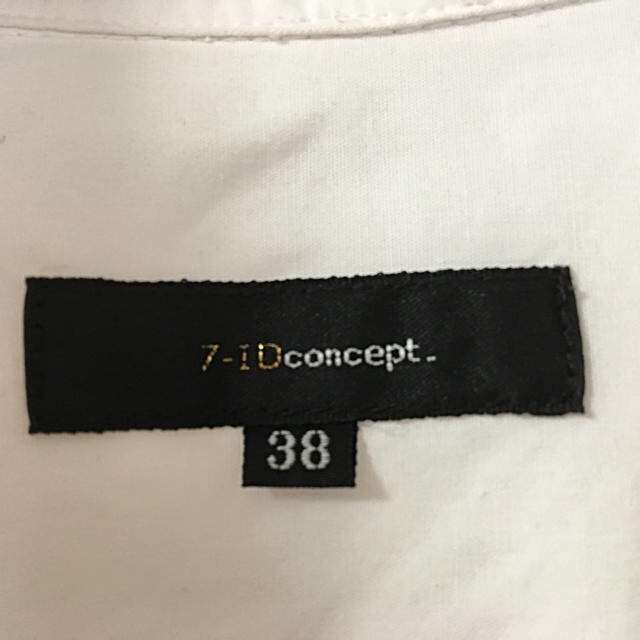 7-Idconcept.(セブンアイディコンセプト)のシャツ  白   7-IDconcept レディースのトップス(Tシャツ(長袖/七分))の商品写真