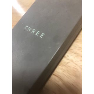 スリー(THREE)のTHREEアイパレット(アイシャドウ)