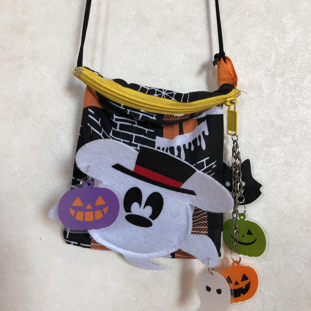 Disney(ディズニー)のディズニー Mickey ハロウィン ポシェット セット エンタメ/ホビーのおもちゃ/ぬいぐるみ(キャラクターグッズ)の商品写真