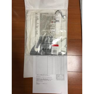 サカイ(sacai)の最終値下げ nike sacai Tシャツ L 白 国内正規品 新品 未使用(Tシャツ/カットソー(半袖/袖なし))