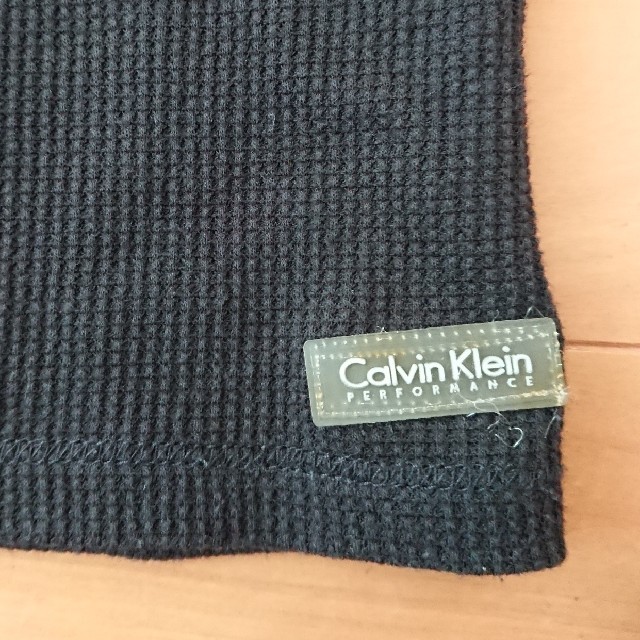 Calvin Klein(カルバンクライン)のCalvin Klein 黒ワッフル ロンT 海外購入 レディースのトップス(カットソー(長袖/七分))の商品写真