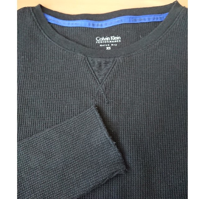 Calvin Klein(カルバンクライン)のCalvin Klein 黒ワッフル ロンT 海外購入 レディースのトップス(カットソー(長袖/七分))の商品写真