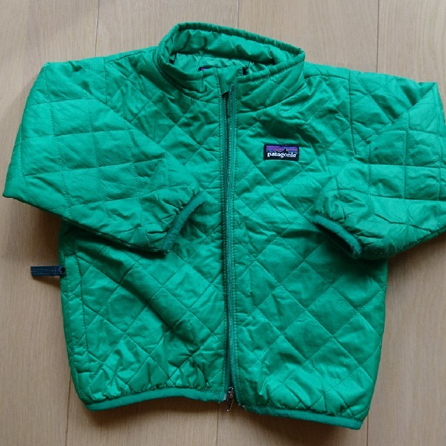 patagonia(パタゴニア)のパタゴニア ジャケット18M キッズ/ベビー/マタニティのキッズ服男の子用(90cm~)(ジャケット/上着)の商品写真