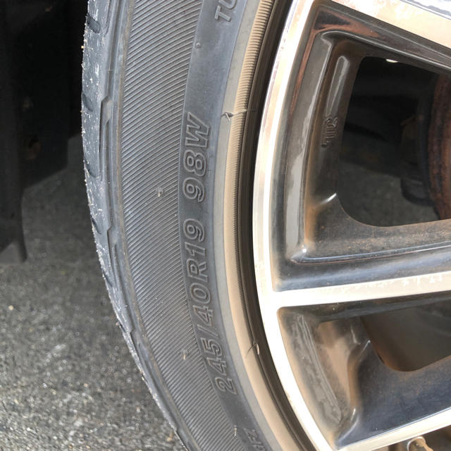 BRIDGESTONE(ブリヂストン)の格安 245/40/19 19インチタイヤ4本セットです 自動車/バイクの自動車(タイヤ)の商品写真