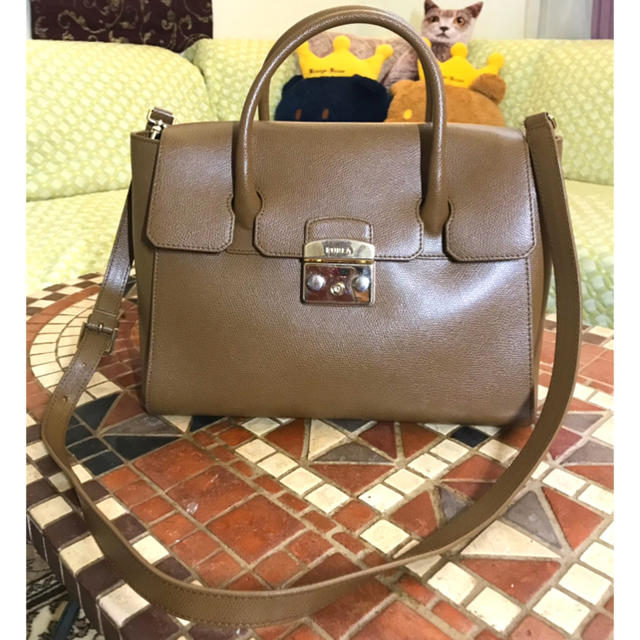 Furla 7万円 美品本物 Furlaフルラメトロポリスサッチェル2wayバッグ 茶の通販 By Mao S Shop フルラならラクマ Furla 7万円 美品本物 Furlaフルラメトロポリスサッチェル2wayバッグ 茶の通販 By Mao S Shop フルラならラクマ