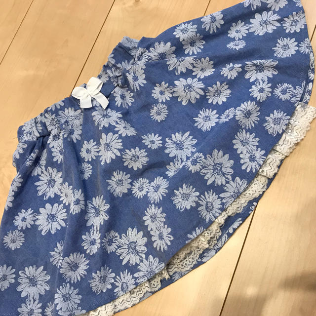 花柄スカート 110 100 試着のみ キッズ/ベビー/マタニティのキッズ服女の子用(90cm~)(スカート)の商品写真