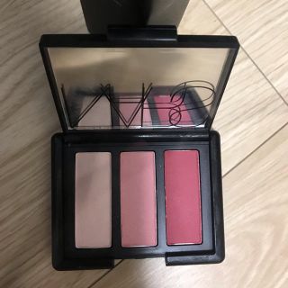 ナーズ(NARS)のNARS トリカラードアイシャドー(アイシャドウ)